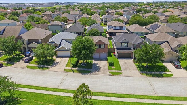 Building Photo - 14410 Long Meadow Dr
