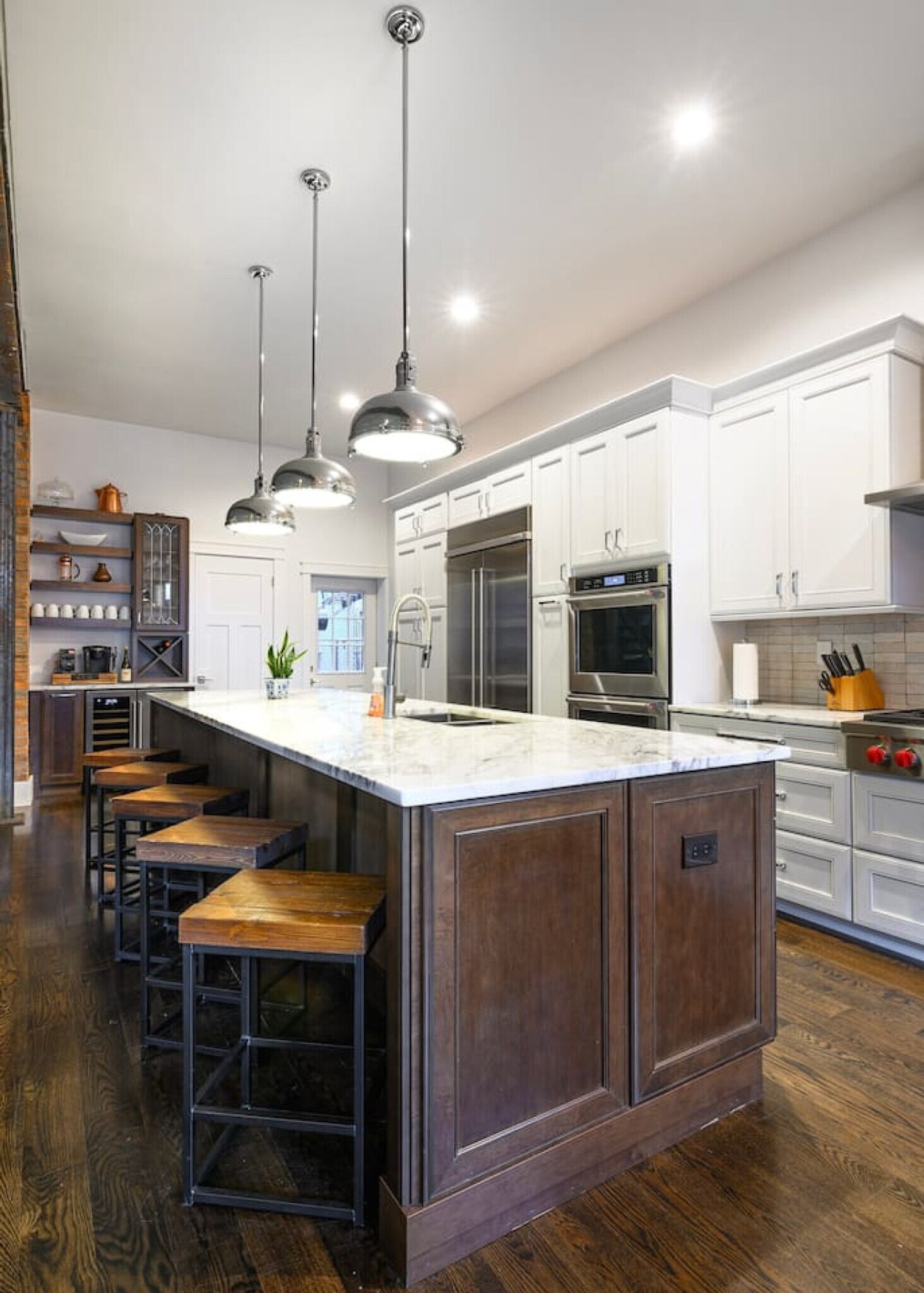 Building Photo - 1421 Elm St