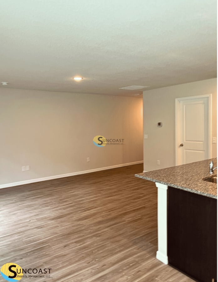Building Photo - 1365 Tan Tara Trl