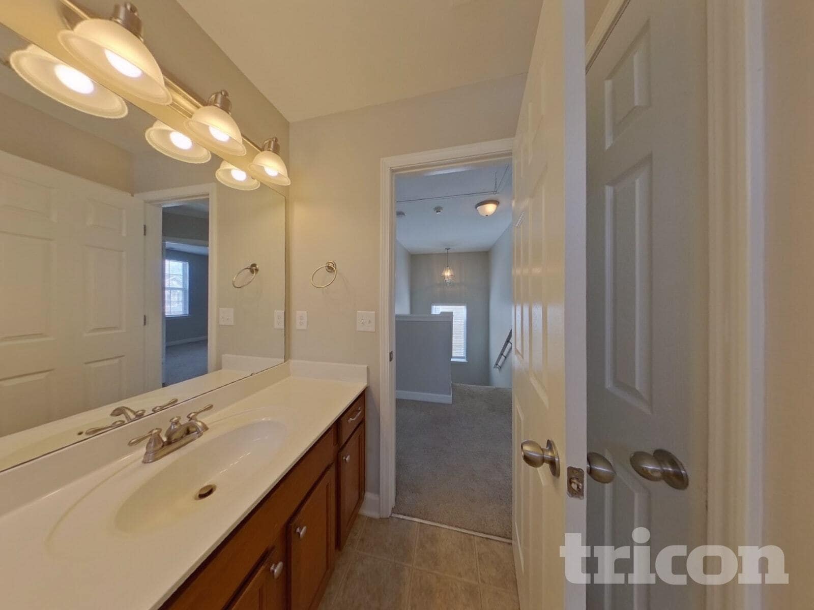 Building Photo - 825 Old Forester Ln