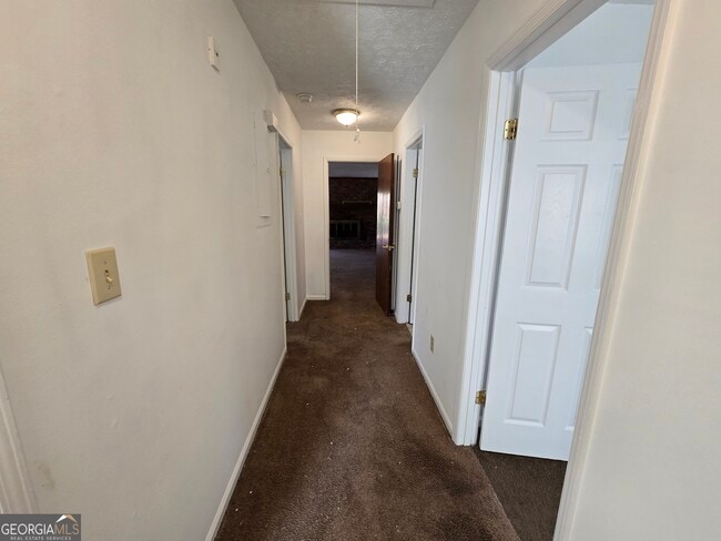 Building Photo - 170 Port Antonio Ct SW