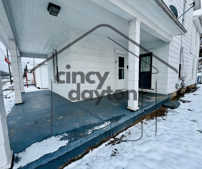 Building Photo - 110 N River St