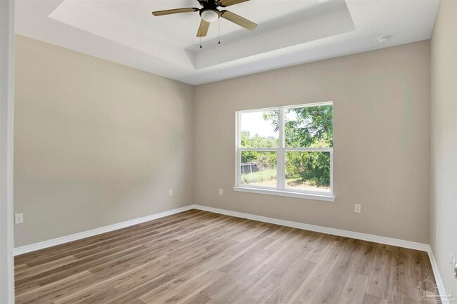 Building Photo - 4 Tennessee Dr