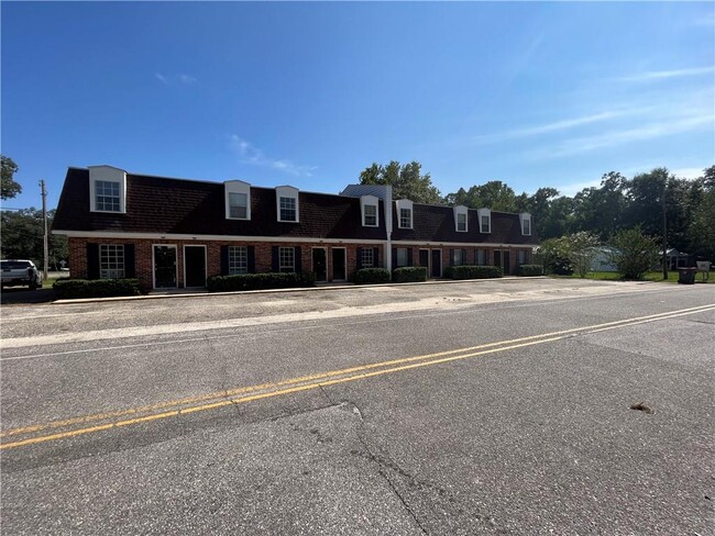 Building Photo - 153 W 16th St