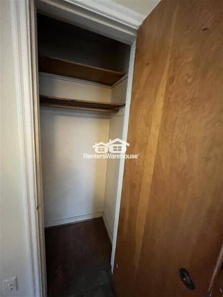 Building Photo - 7016 Natural Bridge Rd