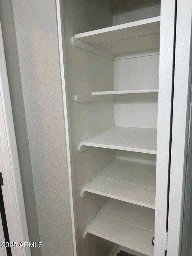 Building Photo - 1745 E Glenn St