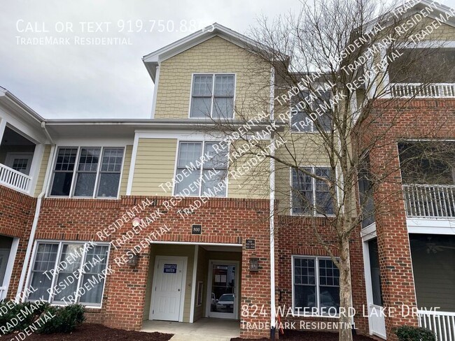 Primary Photo - Charming 1-Bedroom Home in Secure Cary Loc...