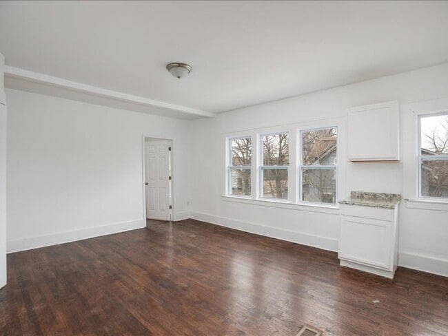 Building Photo - 8957 Otsego St