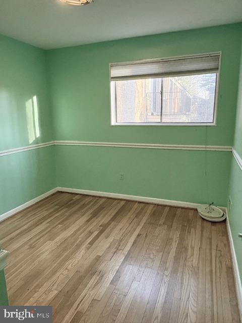 Building Photo - 10624 Kenilworth Ave