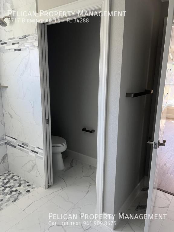 Building Photo - 3717 Birmingham Ln