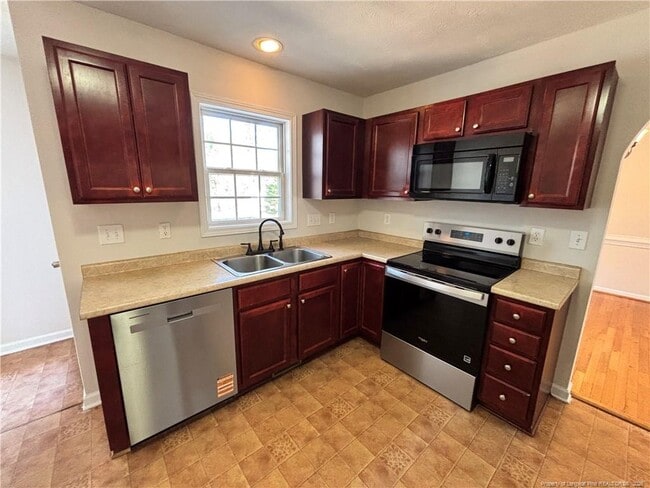 Building Photo - 6308 Firefly St