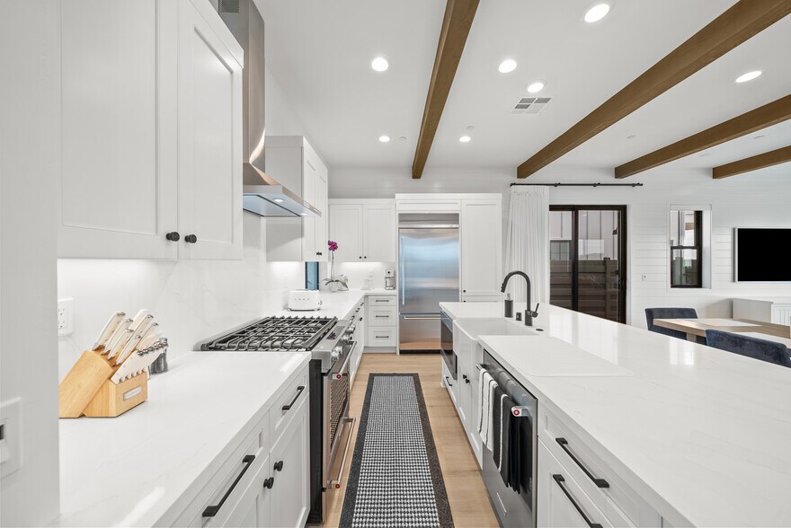 Building Photo - 1260 Molara Ln