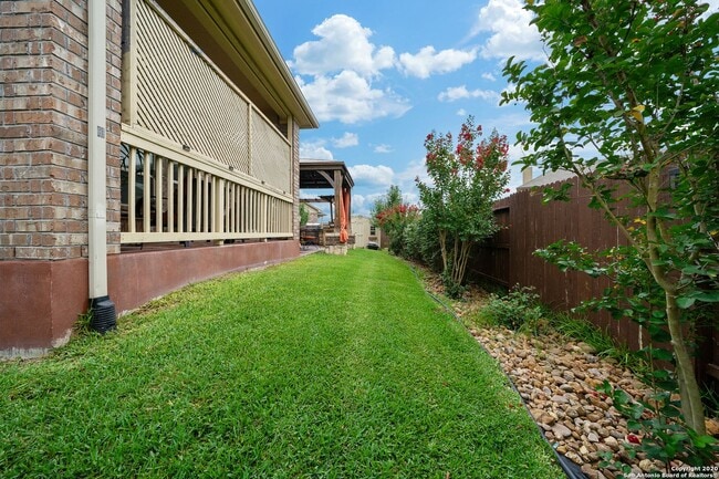 Building Photo - Beautiful 4 Bedroom Home in Turning Stone,...