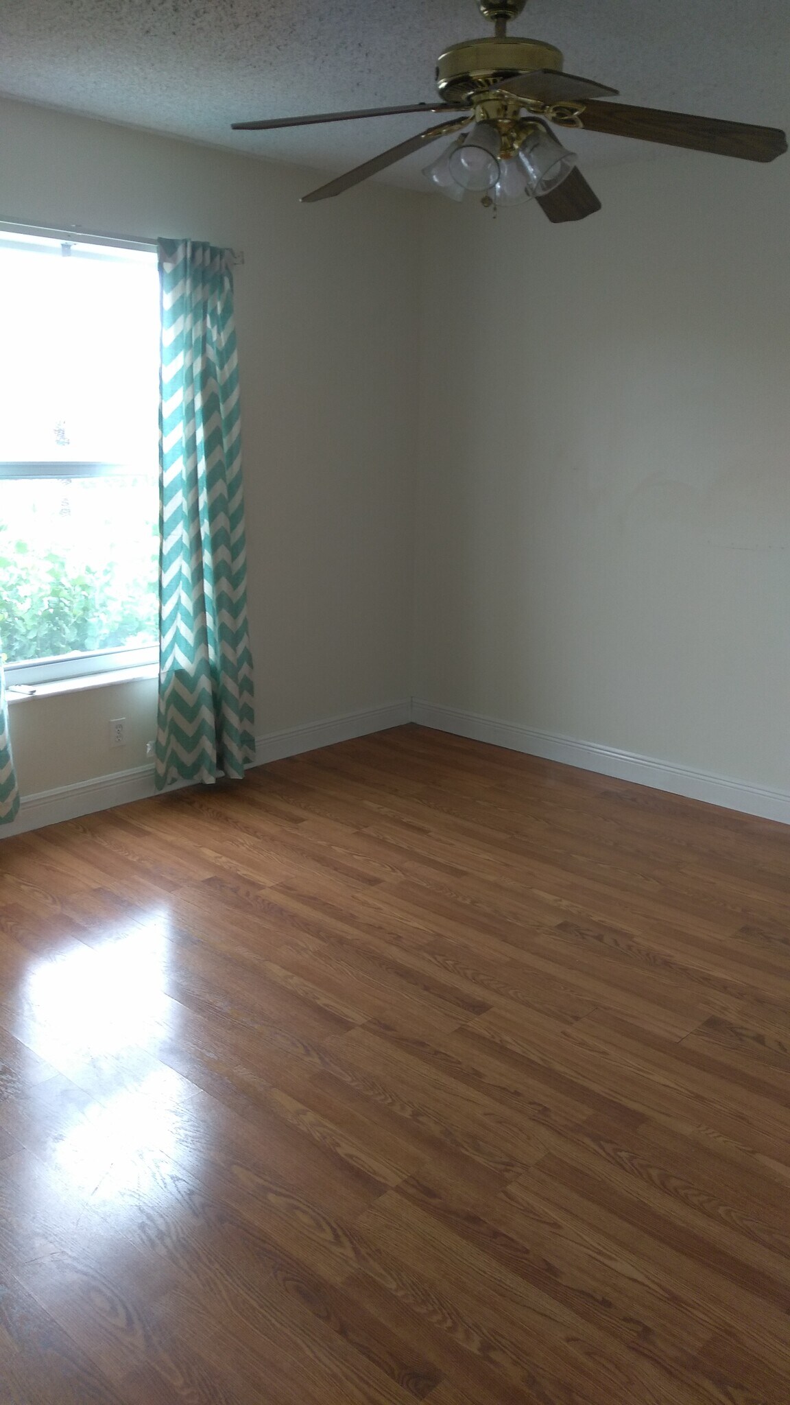 1 of 2 Bedrooms - 2900 Banyan St