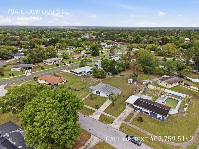 Building Photo - 794 Crawford St