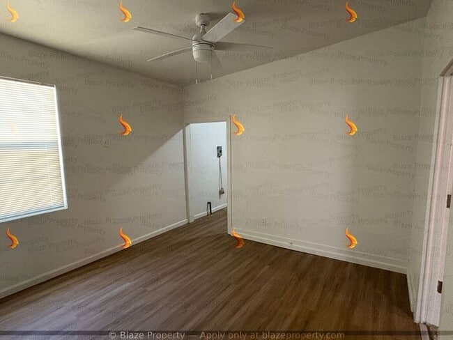 Building Photo - Now Leasing! Shotgun-Style 2 Bed | 1 Bath ...