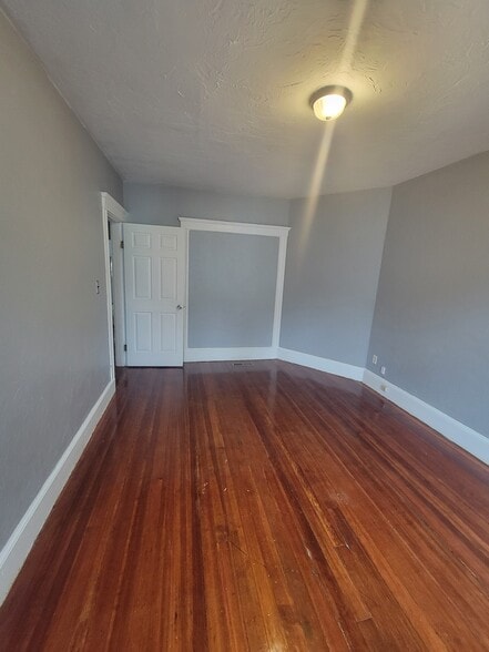 Bedroom 1 - 76 Bellevue St
