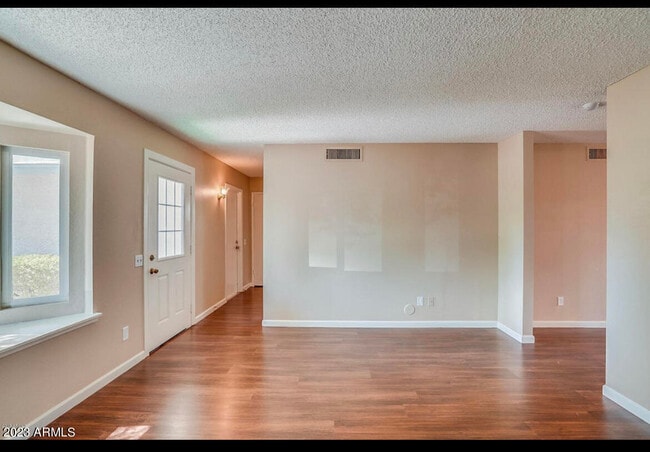 Building Photo - 20621 N 31st Ave