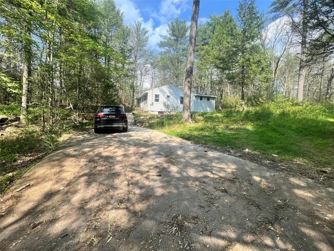 Building Photo - 61 Deer Hill Rd
