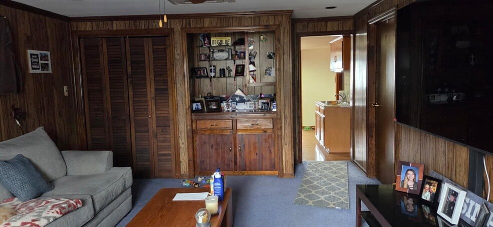 Custom Built Ins - 103 Warren St