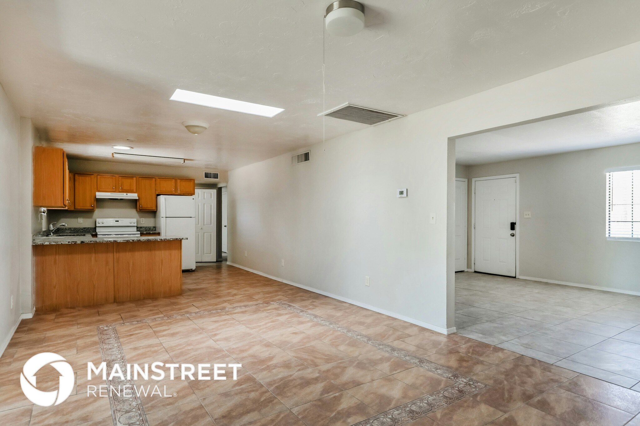 Building Photo - 2561 W Virginia St