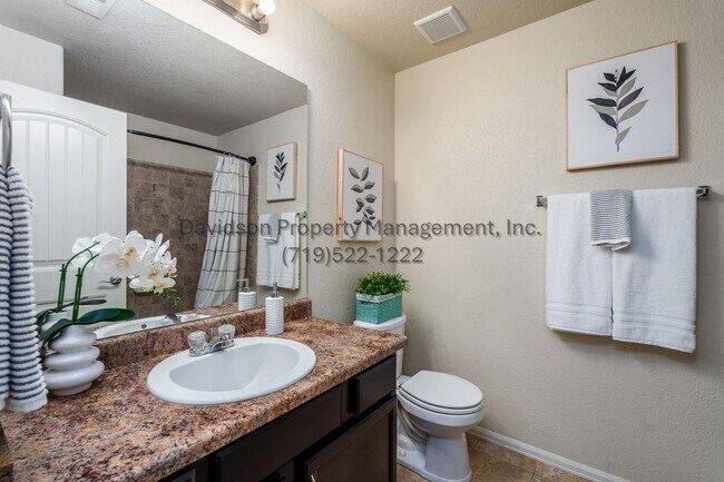 Building Photo - Gorgeous 4 Bedroom House in Lorson Ranch