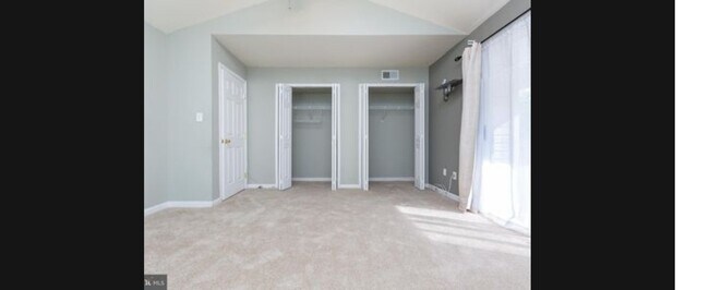 Building Photo - 9215 Azure Ct