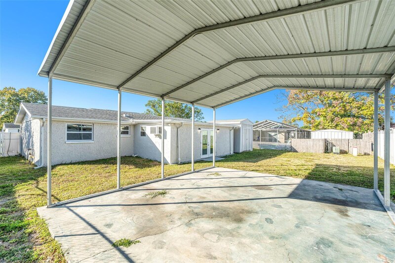 Building Photo - 7321 Parrot Dr