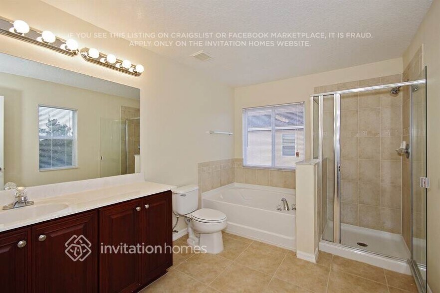 Building Photo - 10143 Malpas Point