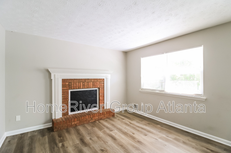 Building Photo - 3000 Sebring Ct