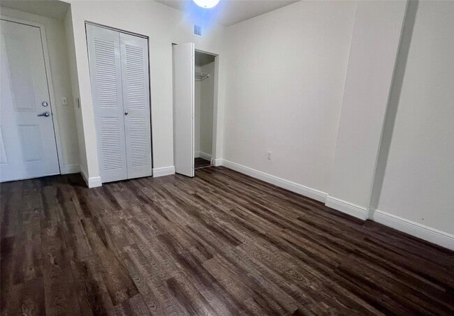 Building Photo - 18335 NW 68th Ave