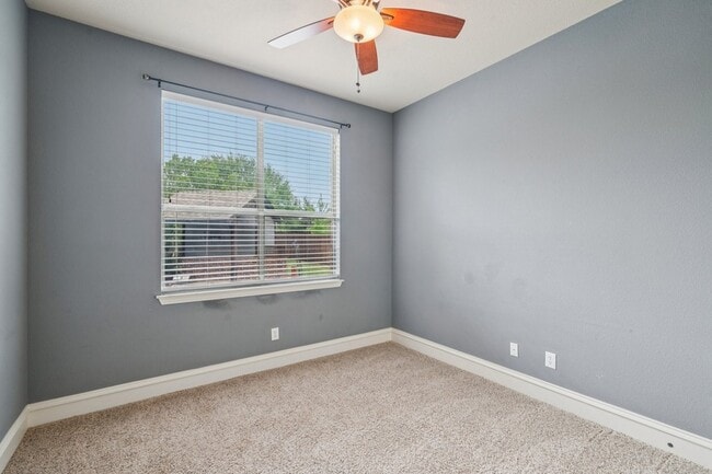 Building Photo - 920 Norma Ln