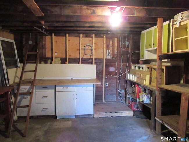 Building Photo - 74 Harvester Rd