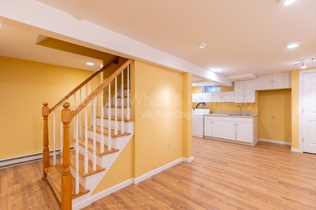 Building Photo - 57 Ellise Rd