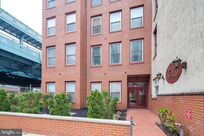 Building Photo - 234 N 3rd St