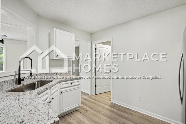 Building Photo - 122 White Creek Loop