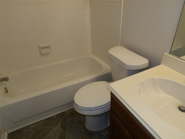 Building Photo - 5917 Red River Dr