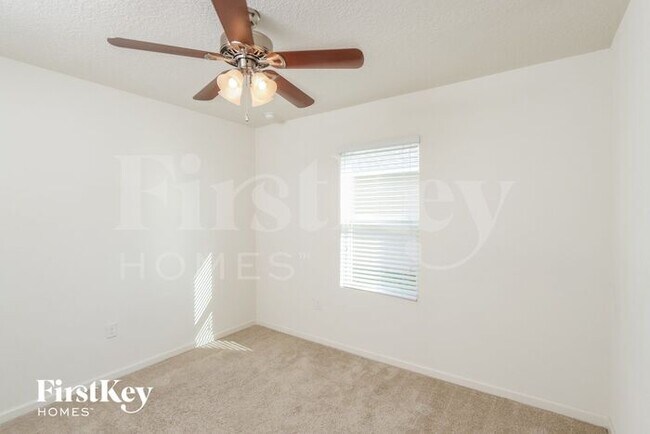 Building Photo - 980 Newton Cir