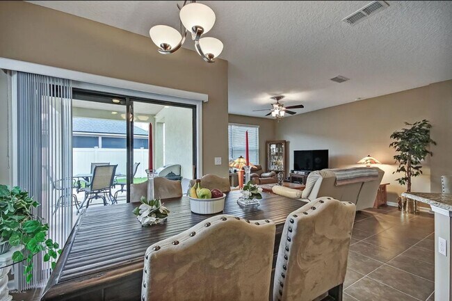 Building Photo - 3 BR/2BA | Newly Renovated Single Family Home | 1-Car Parking | Large Covered Patio| In desirable...