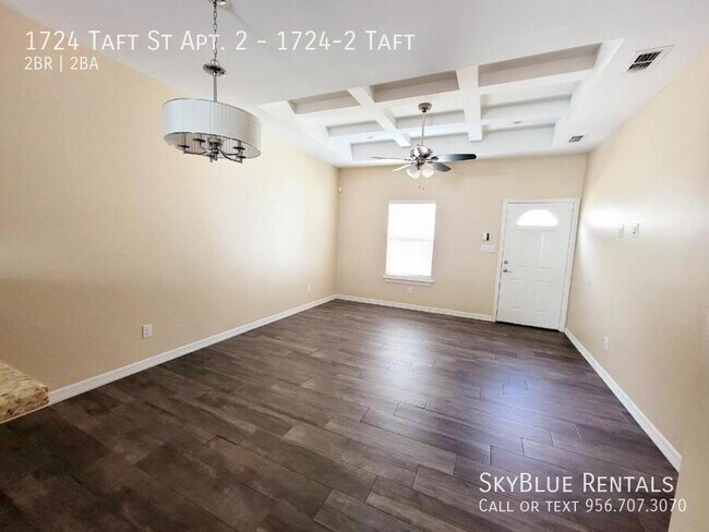 Building Photo - 1724 Taft St