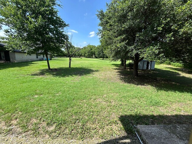 Building Photo - Great Princeton Location!