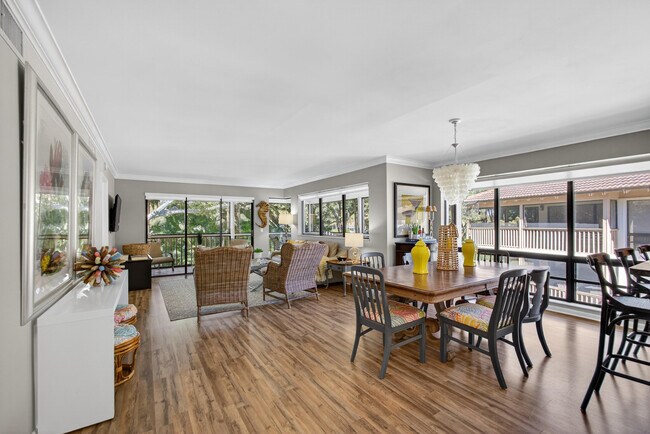 Building Photo - 605 Brackenwood Cove