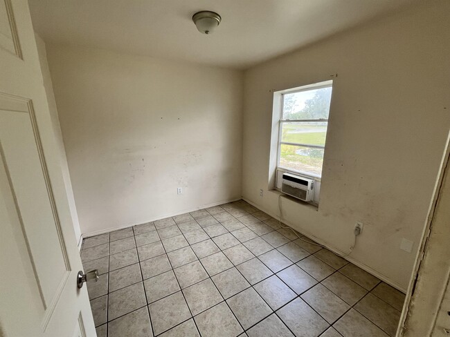 Building Photo - 311 E Magnolia St