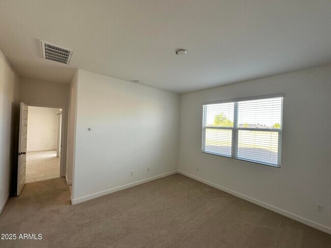 Building Photo - 1821 S 239th Dr
