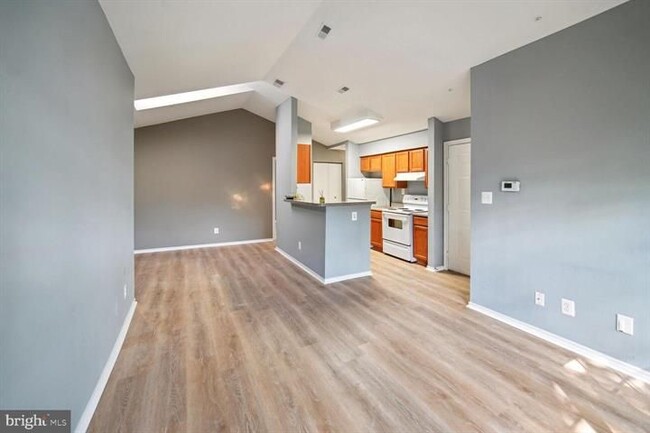 Building Photo - 18500 Boysenberry Dr