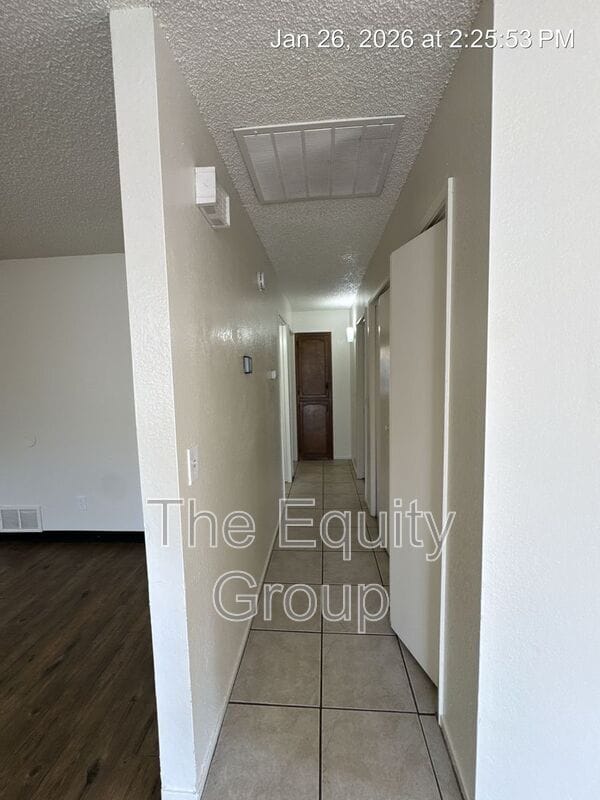 Building Photo - 3523 S County Center Dr