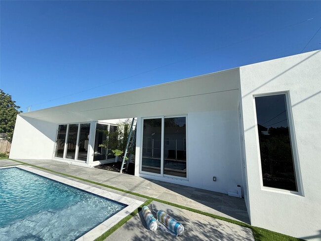 Building Photo - 12245 SW 29th Terrace