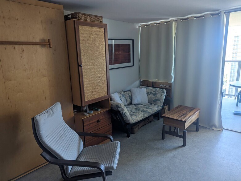Spacious #2107 (Murphy bed) - 445 Seaside Ave