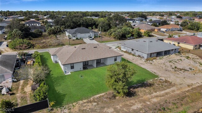 Building Photo - 1121 Hightower Ave S