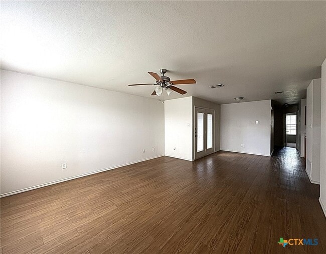 Building Photo - 6600 Temora Loop